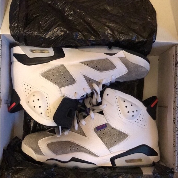 Retro 6 - Picture 1 of 3